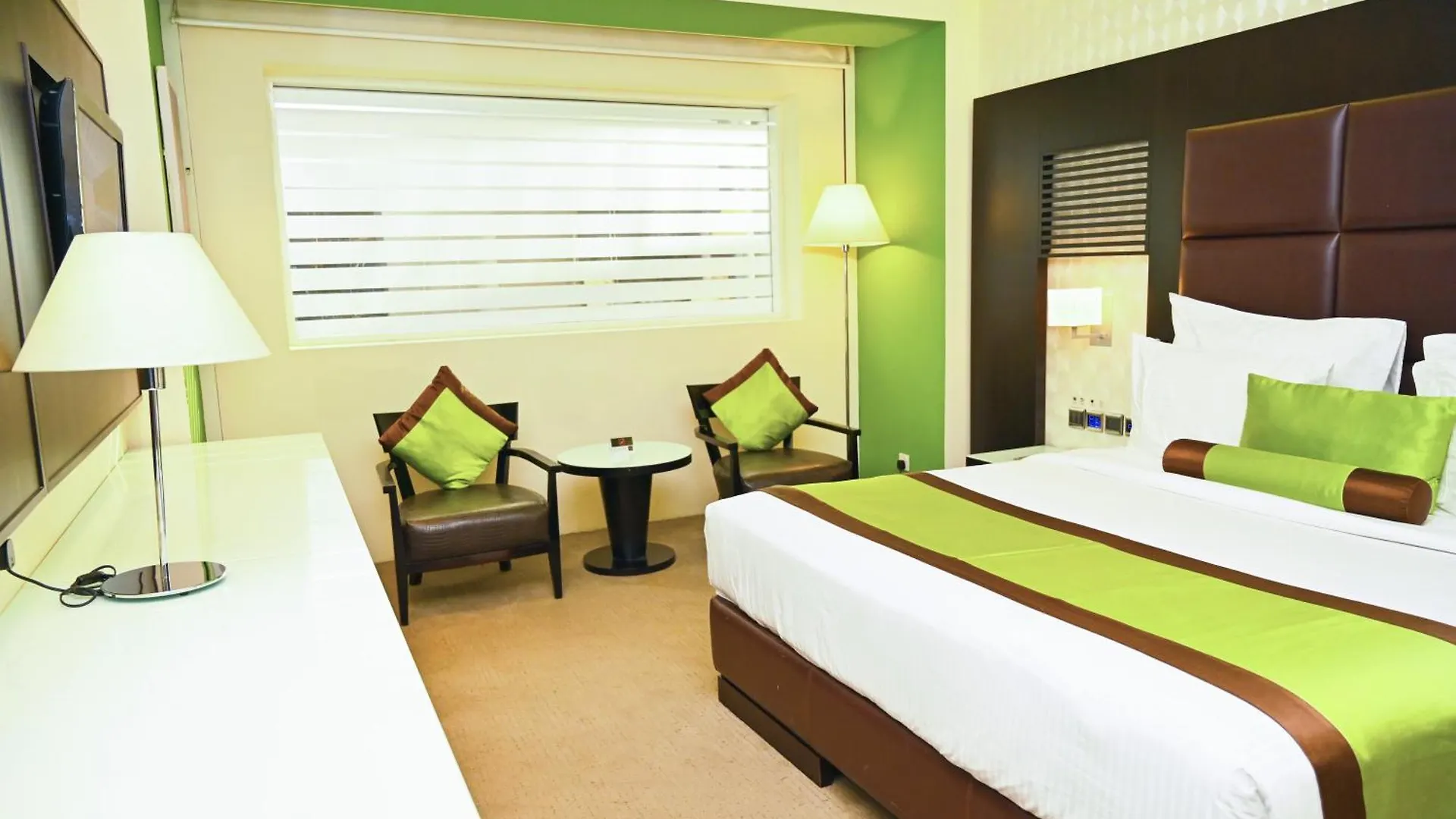 Hues Boutique Hotel Dubai 4*,  United Arab Emirates