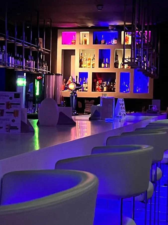 Hues Boutique Hotel Dubai